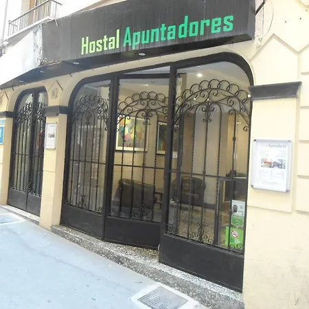 Apuntadores 8 ゲストハウス 2*